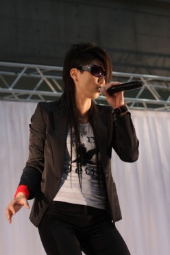 ꡼ No.027Υͥ / 5pb.°ƥȤˤ빱Υ饤֤⤢ä˨κŵɡDreamParty2011աפΥݡȤǺ