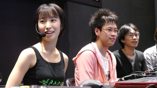 ꡼ No.006Υͥ / TGS 2011RazerƥåȤäƤߤȥåץץ쥤䡼ãδۤϡRazer֡ǹԤ줿֥IV AEץӥޥåݡ