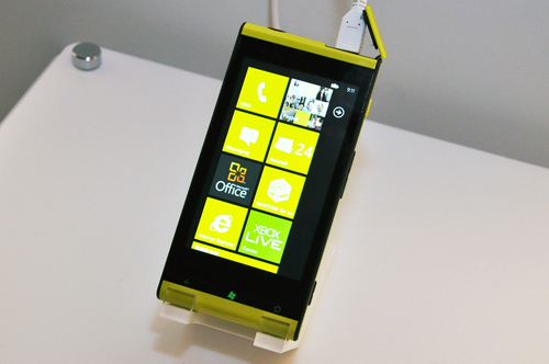 ꡼ No.004Υͥ / Windows Phone 7.5о졣1ƤٻKDDIüIS12TסXbox LIVE⤤ʹƤھɲá