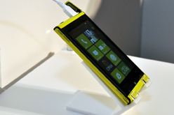 ꡼ No.008Υͥ / Windows Phone 7.5о졣1ƤٻKDDIüIS12TסXbox LIVE⤤ʹƤھɲá