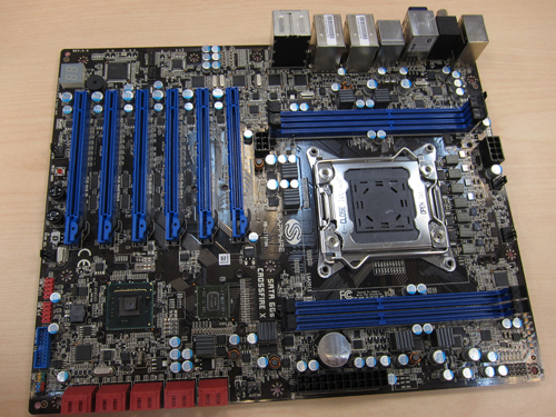 ꡼ No.005Υͥ / X79PCIe 3.0бαDIMMݡ4礫ԤΥޥܡɳȯΩ夲SapphireˤʹƤ