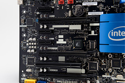 画像ギャラリー No.015のサムネイル画像 / 「Core i7-4770K」&「Core i5-4670K」レビュー。デスクトップPC向けHaswellはゲームで速いのか