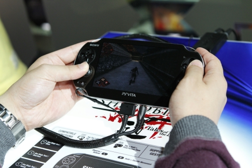 ꡼ No.002Υͥ / E3 2011ϥѥΰŻǦƻ2פPS Vita˳ȯ档ǥǥǤץ쥤Ƥ