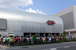 画像ギャラリー No.001のサムネイル画像 / 全国ツアーの開幕を告げるアイマス8周年記念ライブ,「THE IDOLM@STER 8th ANNIVERSARY HOP!STEP!!FESTIV@L!!! @NAGOYA0707」レポート