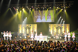 画像ギャラリー No.035のサムネイル画像 / 全国ツアーの開幕を告げるアイマス8周年記念ライブ,「THE IDOLM@STER 8th ANNIVERSARY HOP!STEP!!FESTIV@L!!! @NAGOYA0707」レポート