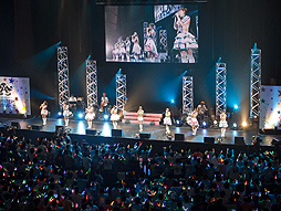 画像ギャラリー No.003のサムネイル画像 / 赤羽根健治氏もサプライズ出演した「THE IDOLM@STER 8th ANNIVERSARY HOP!STEP!!FESTIV@L!!!」横浜公演の模様をレポート