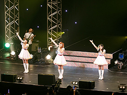 画像ギャラリー No.014のサムネイル画像 / 赤羽根健治氏もサプライズ出演した「THE IDOLM@STER 8th ANNIVERSARY HOP!STEP!!FESTIV@L!!!」横浜公演の模様をレポート