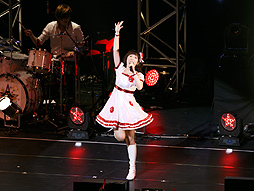 画像ギャラリー No.030のサムネイル画像 / 赤羽根健治氏もサプライズ出演した「THE IDOLM@STER 8th ANNIVERSARY HOP!STEP!!FESTIV@L!!!」横浜公演の模様をレポート