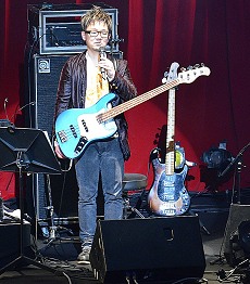 画像ギャラリー No.017のサムネイル画像 / 「リズム怪盗R BAND」とmiwaさんがゲーム内の楽曲を生演奏。「リズム怪盗R × miwa プレミアムイベント」の模様をレポート