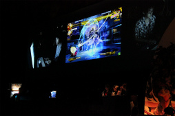 画像ギャラリー No.013のサムネイル画像 / 次々と飛び出す妙技に大熱狂,横浜に5000人の“アークファン”が集結した創立25周年記念イベント「ARC SYSTEM WORKS FESTIVAL」をレポート