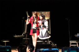 画像ギャラリー No.019のサムネイル画像 / 次々と飛び出す妙技に大熱狂,横浜に5000人の“アークファン”が集結した創立25周年記念イベント「ARC SYSTEM WORKS FESTIVAL」をレポート