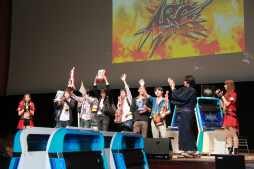 画像ギャラリー No.027のサムネイル画像 / 次々と飛び出す妙技に大熱狂,横浜に5000人の“アークファン”が集結した創立25周年記念イベント「ARC SYSTEM WORKS FESTIVAL」をレポート