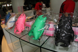 画像ギャラリー No.041のサムネイル画像 / 次々と飛び出す妙技に大熱狂,横浜に5000人の“アークファン”が集結した創立25周年記念イベント「ARC SYSTEM WORKS FESTIVAL」をレポート