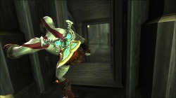 画像ギャラリー No.015のサムネイル画像 / 相変わらずクレイトスさんが大暴れ。「ゴッド・オブ・ウォー 落日の悲愴曲&降誕の刻印 HDコレクション」のプレイムービーをお届け