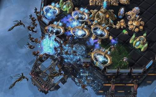 ꡼ No.015Υͥ / G-Star 2011ϡStarCraft II: Heart of the Swarmץץ쥤ݡȡץࡼӡǺܡKerriganɤҡ˥åȤȤо
