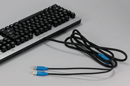 画像ギャラリー No.006のサムネイル画像 / 【PR】Corsairが放つゲーマー向け新ブランド「Vengeance」。そのFPSゲーマー用キーボードに触ってみた