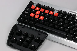 画像ギャラリー No.014のサムネイル画像 / 【PR】Corsairが放つゲーマー向け新ブランド「Vengeance」。そのFPSゲーマー用キーボードに触ってみた