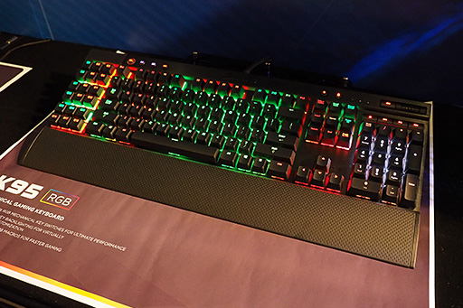 ���������꡼ No.003�Υ���ͥ������ / ��COMPUTEX�ϸ��륭���ܡ��ɤϤ����ޤǤ������������Ѥ���Cherry MX RGB����ܤ�Corsair����ǥ뤬ȯ���