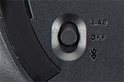 画像ギャラリー No.027のサムネイル画像 / 【PR】Corsairの新型ワイヤレスマウス「HARPOON RGB WIRELESS」は,低遅延で通信障害にも強い新方式と安定したセンサー性能に注目だ