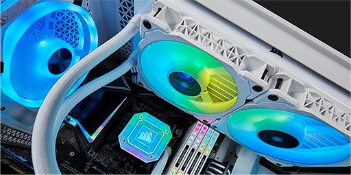 ꡼ No.004Υͥ / ⵱LEDܤCorsairʰױ䥯顼򿧥ǥ뤬ɲ