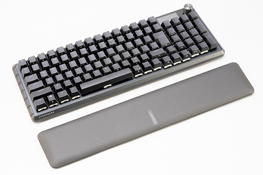 画像ギャラリー No.014のサムネイル画像 / コンパクトなフルキーボード「VANGUARD PRO 96」と約36gのハイエンドマウス「SABRE v2 PRO」は勝利を引き寄せるデバイスだ【PR】