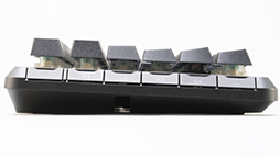 画像ギャラリー No.020のサムネイル画像 / コンパクトなフルキーボード「VANGUARD PRO 96」と約36gのハイエンドマウス「SABRE v2 PRO」は勝利を引き寄せるデバイスだ【PR】