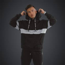 画像ギャラリー No.003のサムネイル画像 / 「フォートナイト」と「BLVCK PARIS」がコラボ。全11種の雑貨・衣類を発売