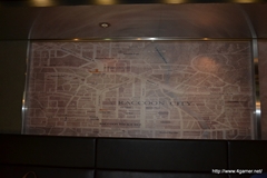 画像ギャラリー No.009のサムネイル画像 / 実物大のタイラントとグルメなひとときを過ごせる「バイオハザード カフェ&グリル S.T.A.R.S.」は7月13日オープン。内覧会レポートと川田将央氏へのインタビューを掲載