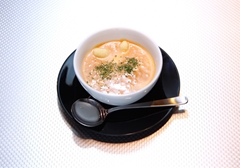 画像ギャラリー No.017のサムネイル画像 / 実物大のタイラントとグルメなひとときを過ごせる「バイオハザード カフェ&グリル S.T.A.R.S.」は7月13日オープン。内覧会レポートと川田将央氏へのインタビューを掲載