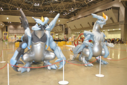 画像ギャラリー No.003のサムネイル画像 / 小学生以下の選手が3on3でポケモンバトル。高度な駆け引きに会場が沸いた「Pokemon 3on3 2013 コロコロカップ」をレポート