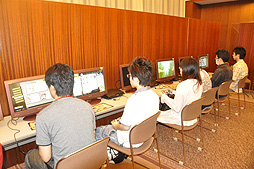 画像ギャラリー No.027のサムネイル画像 / アーシャ役の井上麻里奈さん,ニオ役の伊瀬茉莉也さんも登場した,「アーシャのアトリエ 〜黄昏の大地の錬金術士〜」完成発表会をレポート。すべてを再構築した新しいアトリエを見てほしい