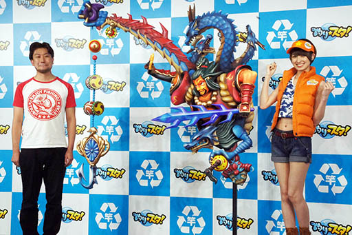 画像ギャラリー No.012のサムネイル画像 / タレントの南 明奈さんも驚嘆。リアル巨大「武神スサノオの竿」がお披露目された「釣り★スタ」11周年記念PR発表会の模様をレポート