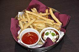 画像ギャラリー No.006のサムネイル画像 / 「ドリームクラブ」とカラオケパセラのコラボレーションが本日よりスタート。キャラクターや世界観をイメージしたオリジナルメニューをじっくり確認してきた