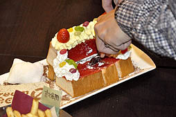 画像ギャラリー No.007のサムネイル画像 / 「ドリームクラブ」とカラオケパセラのコラボレーションが本日よりスタート。キャラクターや世界観をイメージしたオリジナルメニューをじっくり確認してきた