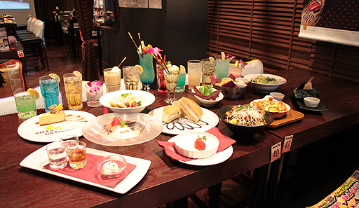 画像ギャラリー No.011のサムネイル画像 / 「ドリームクラブ」×「パセラ」コラボレーションカフェは明日12月1日オープン。店内の様子や提供予定のドリンクやフード/スイーツを確認してきた