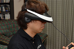 画像ギャラリー No.016のサムネイル画像 / ソニーのヘッドマウントディスプレイ「HMZ-T2」レビュー。第2世代モデルは使い勝手だけでなく「色」も進化した