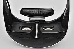 画像ギャラリー No.020のサムネイル画像 / ソニーのヘッドマウントディスプレイ「HMZ-T2」レビュー。第2世代モデルは使い勝手だけでなく「色」も進化した