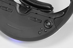 画像ギャラリー No.025のサムネイル画像 / ソニーのヘッドマウントディスプレイ「HMZ-T2」レビュー。第2世代モデルは使い勝手だけでなく「色」も進化した