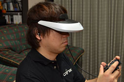 画像ギャラリー No.052のサムネイル画像 / ソニーのヘッドマウントディスプレイ「HMZ-T2」レビュー。第2世代モデルは使い勝手だけでなく「色」も進化した