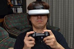 画像ギャラリー No.053のサムネイル画像 / ソニーのヘッドマウントディスプレイ「HMZ-T2」レビュー。第2世代モデルは使い勝手だけでなく「色」も進化した