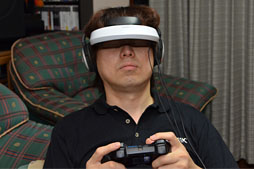 画像ギャラリー No.055のサムネイル画像 / ソニーのヘッドマウントディスプレイ「HMZ-T2」レビュー。第2世代モデルは使い勝手だけでなく「色」も進化した