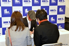 画像ギャラリー No.009のサムネイル画像 / “芸能界最強占い師”のゲッターズ飯田さんがガチで占った「モンスターハンター モンスター占い 2013年版」発売記念トークショウ&サイン会をレポート