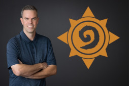 ���������꡼ No.002�Υ���ͥ������ / �Υ��󥿥ӥ塼�ϡ֥ϡ������ȡ���פΥ�꡼��10��ǯ��ǰ���ơ���ȯ������Υ��С���10ǯ�֤λפ��Ф��äƤ��ä�