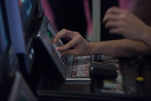 画像集#005のサムネイル/平成枠の出場権をかけ,若手プレイヤーも集結した「あーくれぼ2014」予選。「GUILTY GEAR Xrd」部門フォトレポート(五井・秋葉原・新宿編)