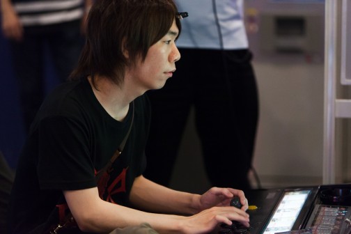 画像集#016のサムネイル/平成枠の出場権をかけ,若手プレイヤーも集結した「あーくれぼ2014」予選。「GUILTY GEAR Xrd」部門フォトレポート(五井・秋葉原・新宿編)