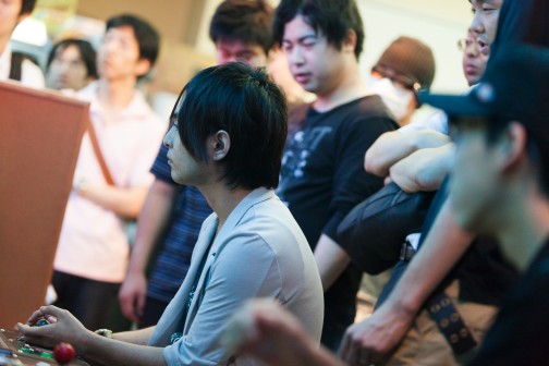 画像集#027のサムネイル/平成枠の出場権をかけ,若手プレイヤーも集結した「あーくれぼ2014」予選。「GUILTY GEAR Xrd」部門フォトレポート(五井・秋葉原・新宿編)