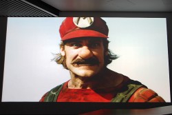 画像ギャラリー No.005のサムネイル画像 / リアル・マリオがステージに登場したメルセデス・ベンツ「GLAクラス」プレス発表会レポート。2014年秋には「マリオカート8」の大会も開催