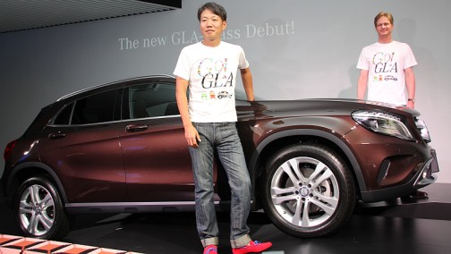 画像ギャラリー No.010のサムネイル画像 / リアル・マリオがステージに登場したメルセデス・ベンツ「GLAクラス」プレス発表会レポート。2014年秋には「マリオカート8」の大会も開催