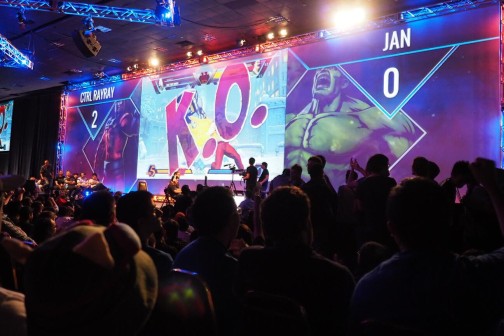 ������#039�Υ���ͥ���/��EVO2014�ϡ֥���IV�׽��ĺ����ï�ʤΤ������褤��ǽ����̤�ޤ�����Evolution 2014�׺ǽ����ޤȤᡣ��BBCP�ס֥��ޥ֥�DX������辡�ˤ����