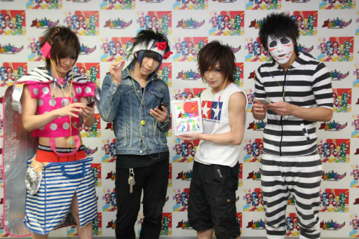 ���������꡼ No.007�Υ���ͥ������ / �֥��ȥ�󥸥㡼��VS.�֥�����ǥ�ܥ�С��פȤΥȥ�֥뤬�ճ���Ÿ���ˡ������ѥ�����ư�����ž����������ܤ�ȯɽ���줿���Բ񸫤��ݡ���